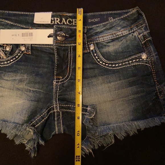 Size 25 Jean Shorts - Picture 12 of 15